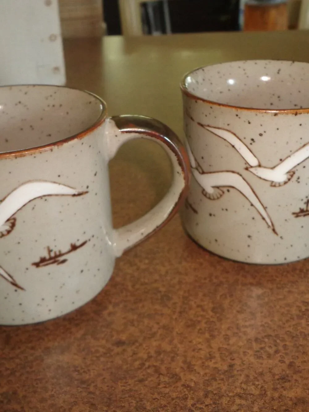 Set of 2 Hand Painted Stoneware Handled Coffee Mugs Seagulls Earth Tones